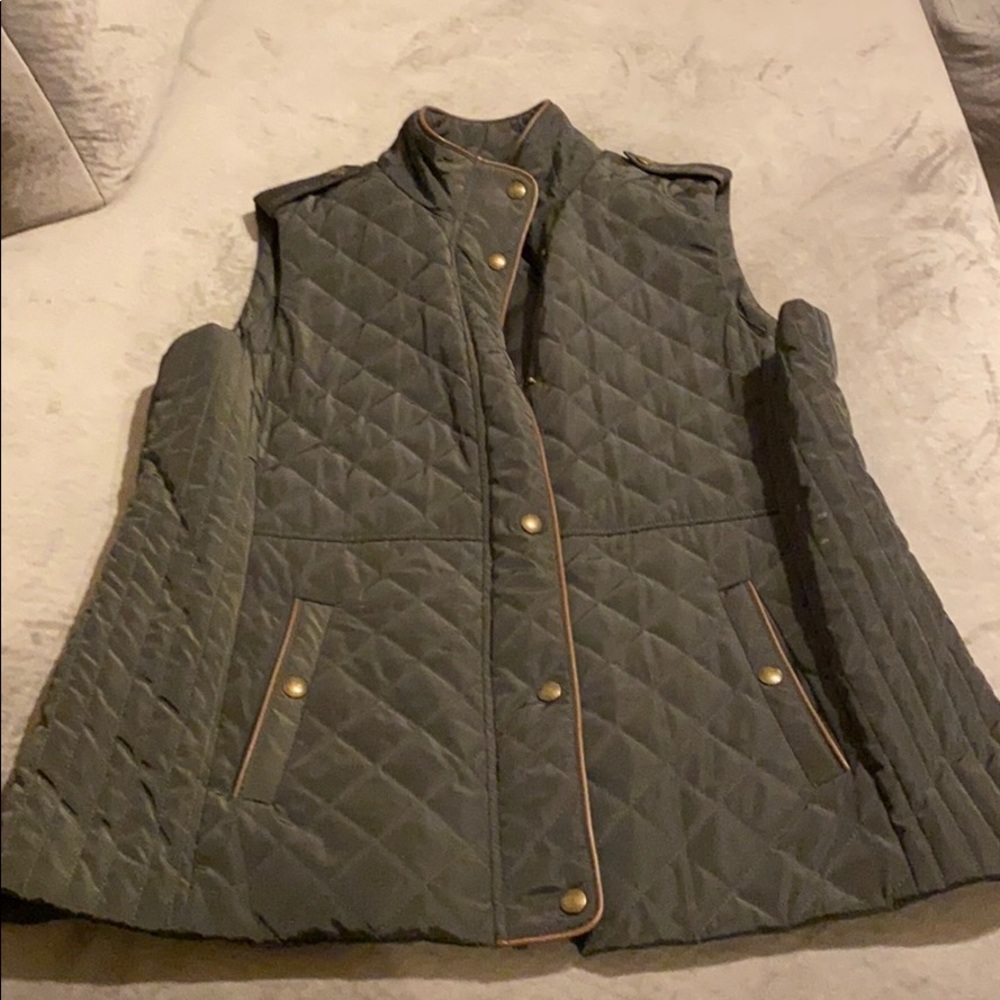 Ralph Lauren quilted light puffer vest